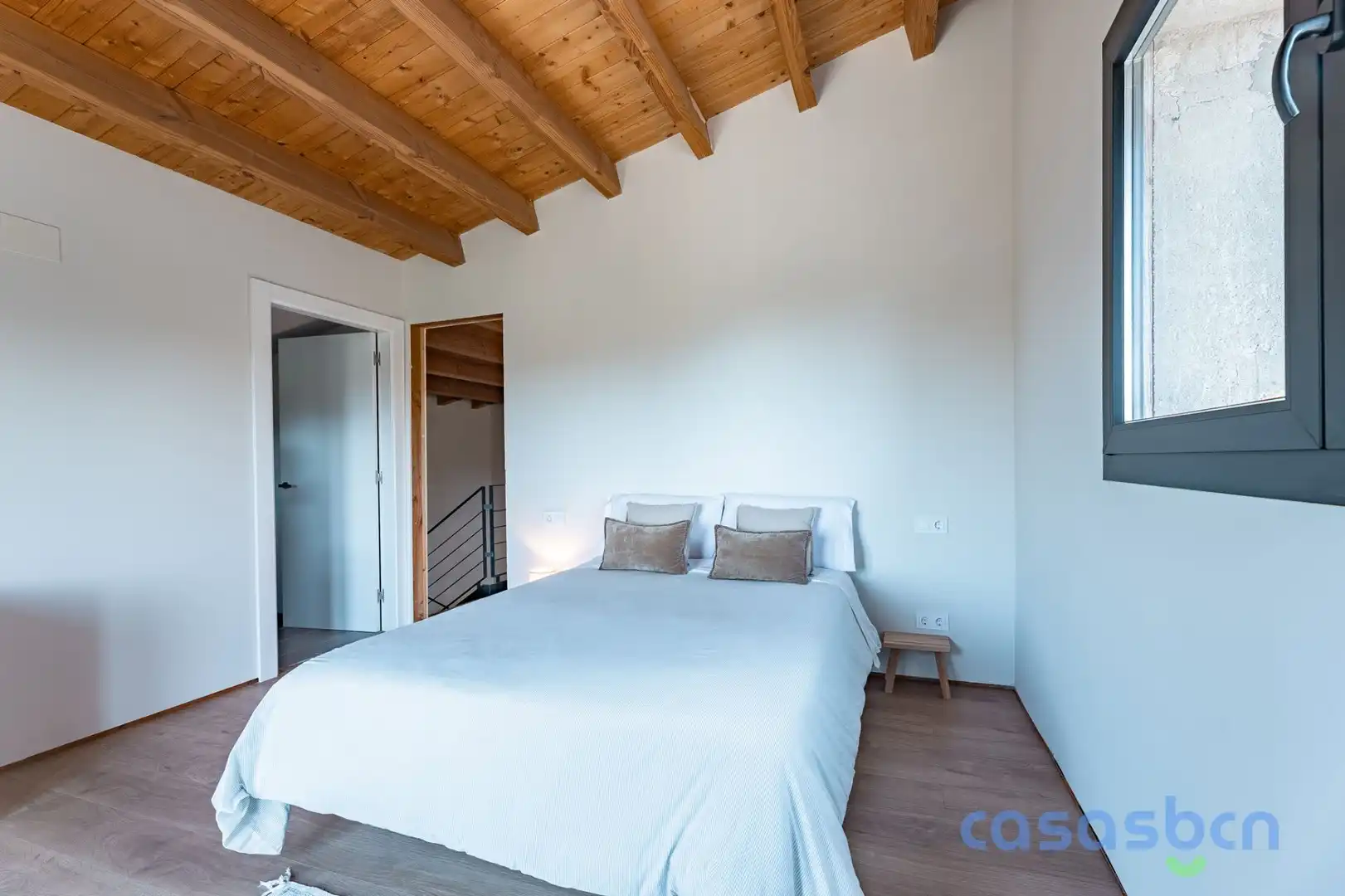 Dormitori de Casa o xalet en venda en Begues amb Jardí privat