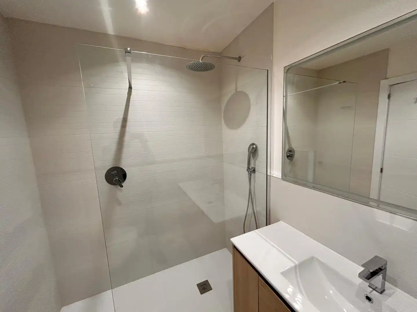 Bathroom of Houses for sale in Marbella  with Air Conditioner, Heating and Private garden