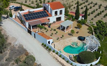 Vista exterior de Finca rústica en venda en Cuevas del Almanzora amb Aire condicionat, Terrassa i Piscina