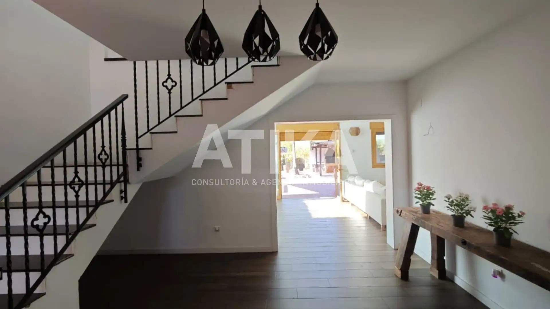 Houses for sale in Ontinyent  with Air Conditioner, Heating and Private garden