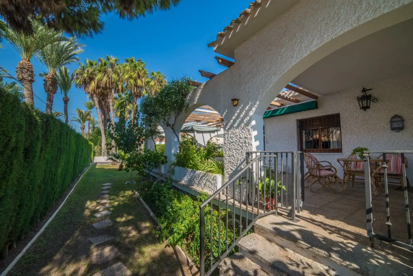 Country homes for sale in Avenida de las palmeras, Lo Pagán