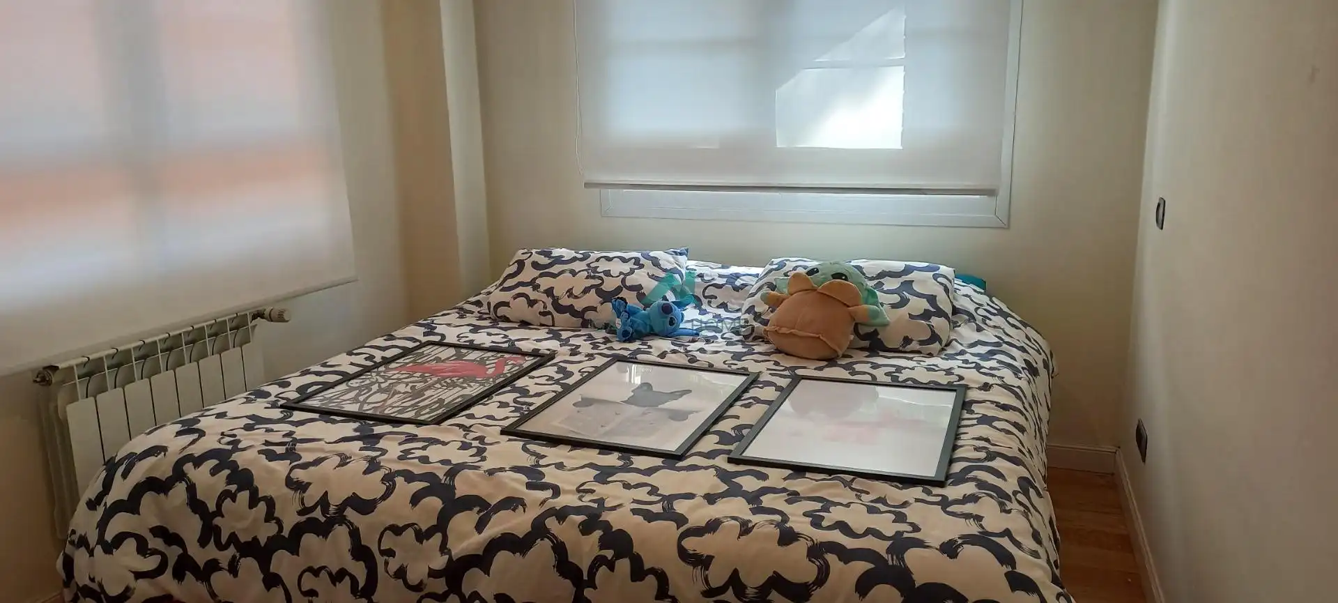 Schlafzimmer von Erdgeschoss zum Verkauf in Santoña mit Heizung und Privatgarten