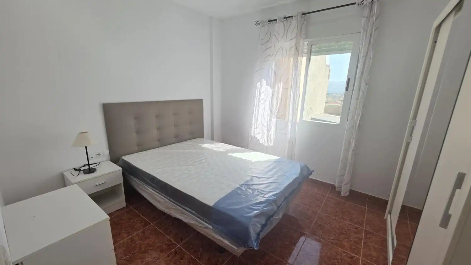 Wohnung zur Miete in Mulhacen, Aljomahima - Ermita