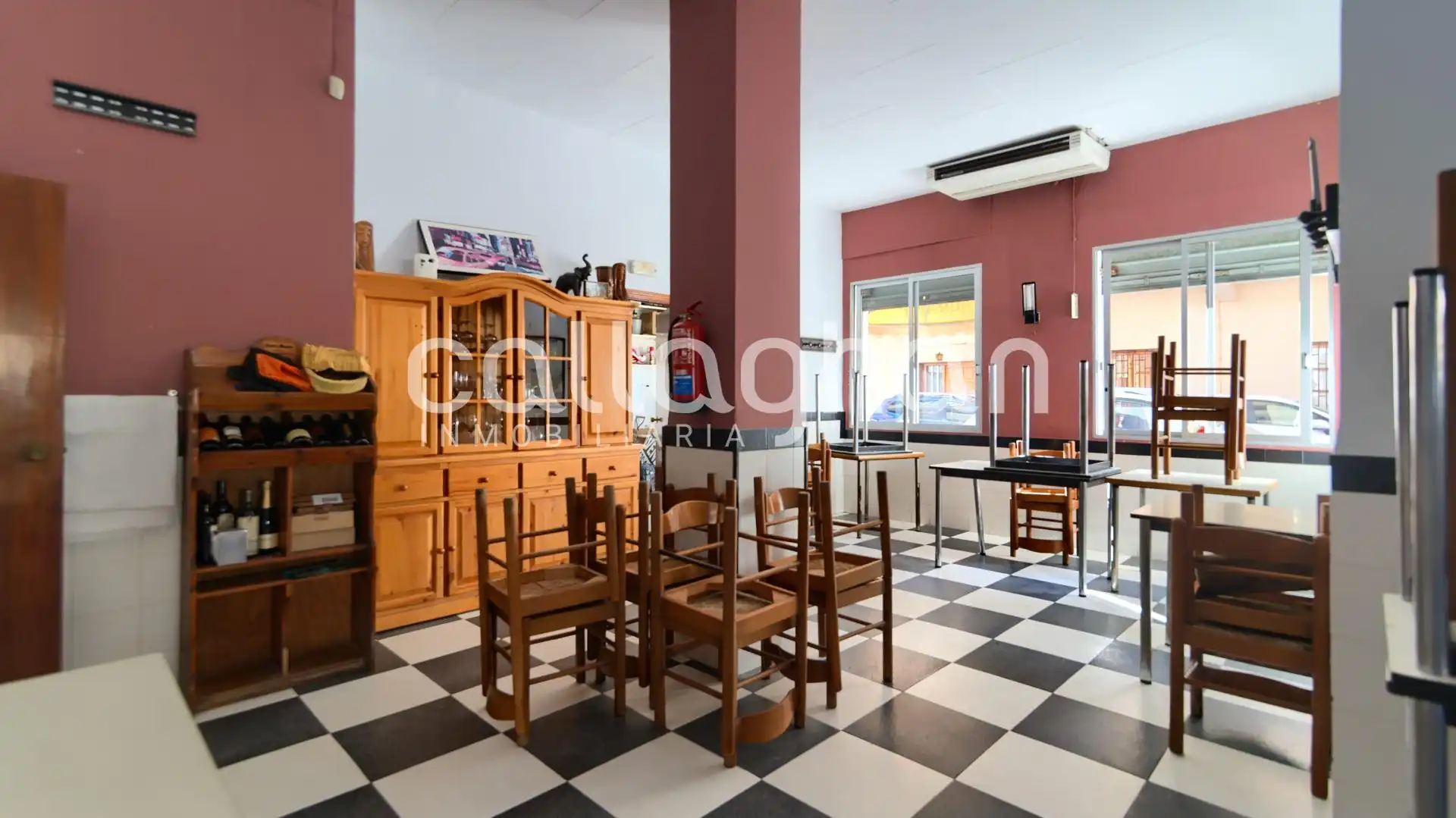 Local en venta en L'Alcúdia con Aire acondicionado y Amueblado