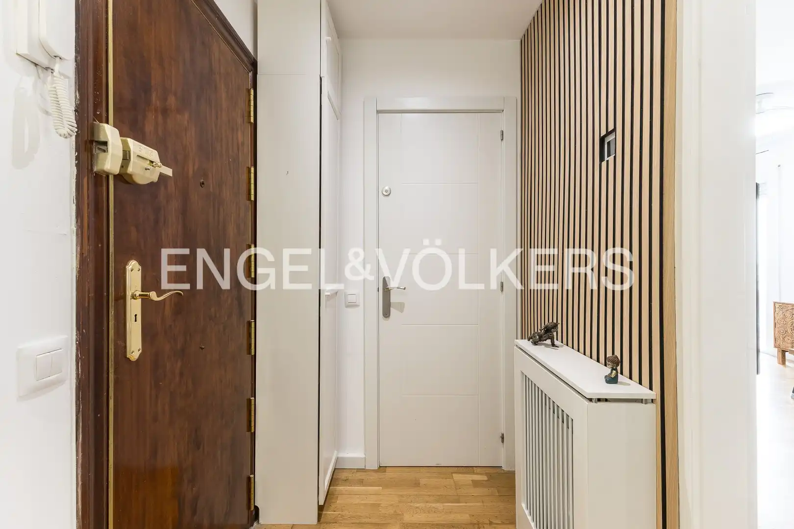 Piso en venta en Barcelona con Aire acondicionado, Calefacción y Balcón