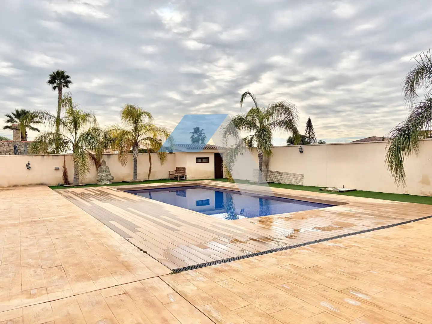 Piscina de Casa o xalet en venda en San Vicente del Raspeig / Sant Vicent del Raspeig amb Jardí privat
