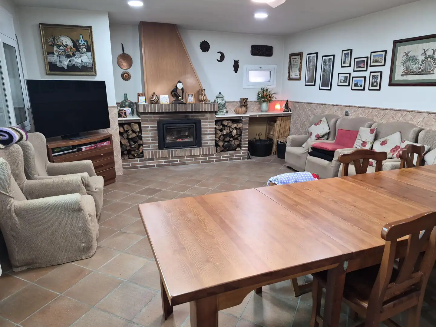 Sala de estar de Casa o chalet en venta en Lliçà d'Amunt con Calefacción y Jardín privado