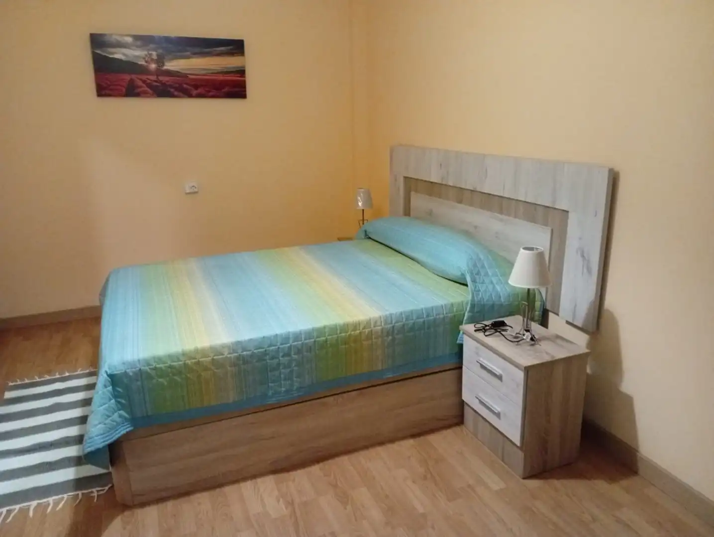 Habitación de Piso en venta en Gijón  con Calefacción, Parquet y Terraza