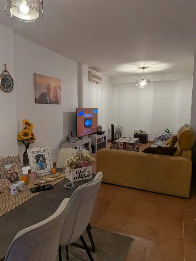 Sala de estar de Casa o chalet en venta en Dos Hermanas con Aire acondicionado, Calefacción y Terraza