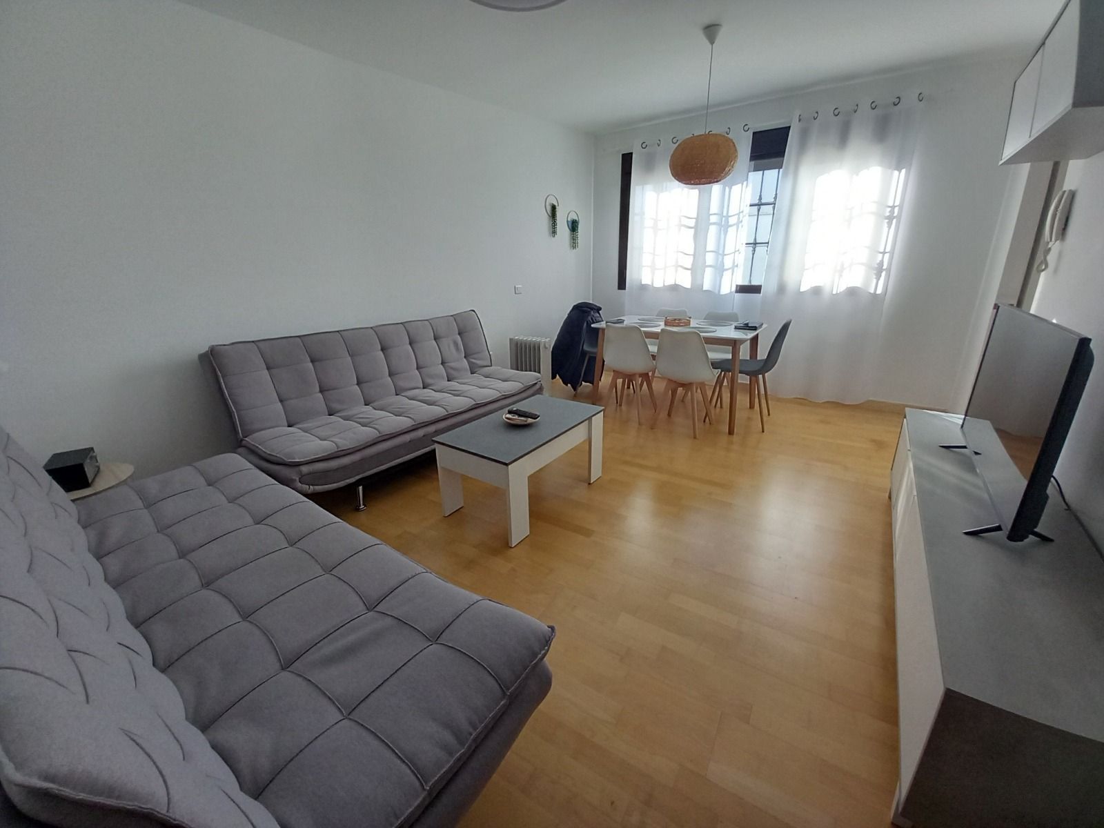 Living room of Flat for sale in Ronda  with Storage room