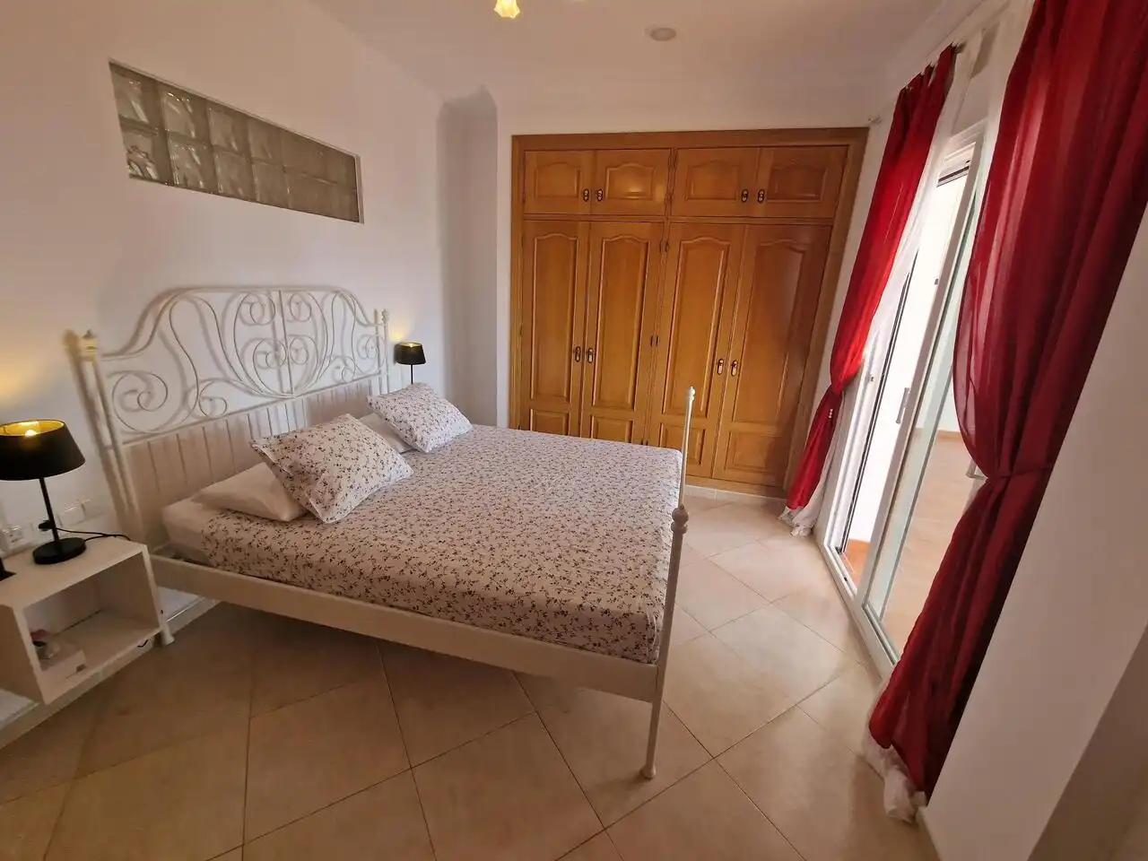 Habitación de Casa o chalet en venta en Periana con Aire acondicionado, Terraza y Piscina