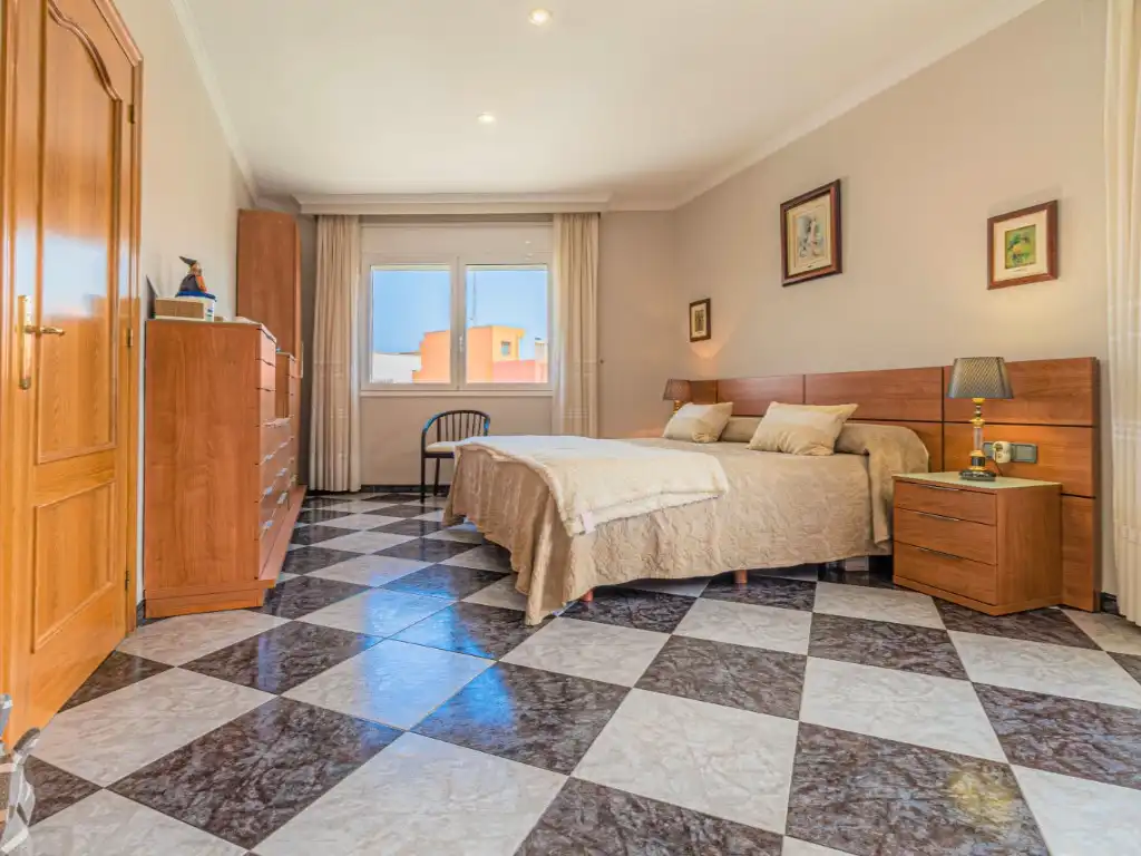 Dormitori de Dúplex en venda en Figueres