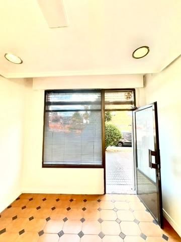 Premises for sale in Oviedo 