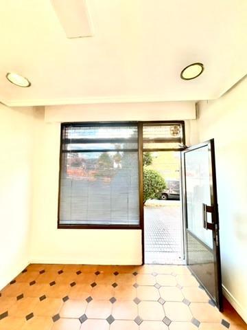 Photo 1 of Premises for sale in Calle del Alcalde López Mulero, 6, HUCA - La Cadellada, Asturias