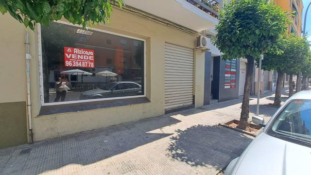 Local comercial en Alquiler en Carcaixent