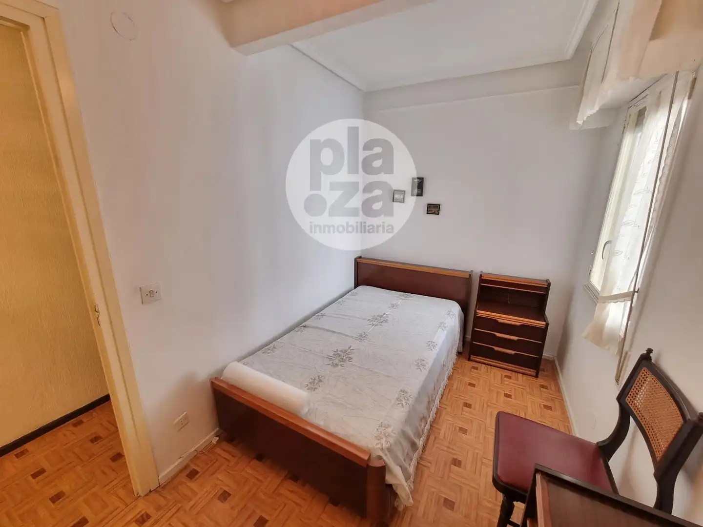 Schlafzimmer von Wohnung zum Verkauf in Burgos mit Heizung, Terrasse und Abstellraum