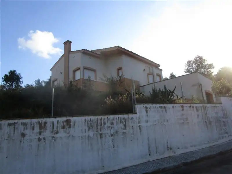 Chalet en venta en Av Jardines