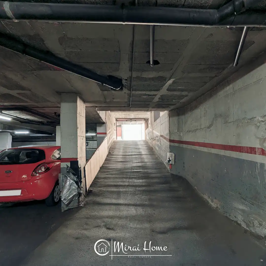 Parkplatz von Garage zum Verkauf in Granollers