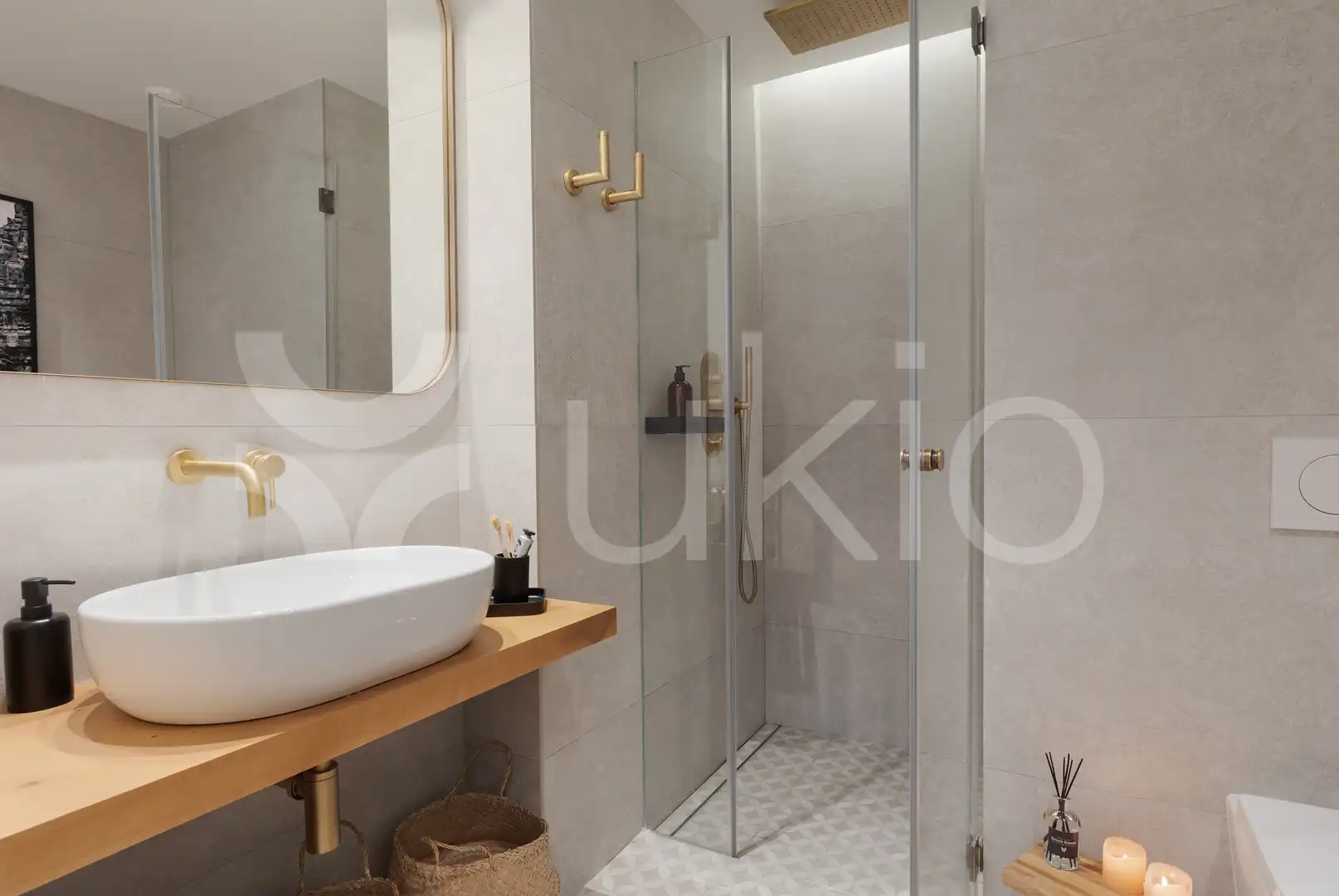 Badezimmer von Wohnungen zur Miete in Barcelona mit Klimaanlage, Heizung und Terrasse