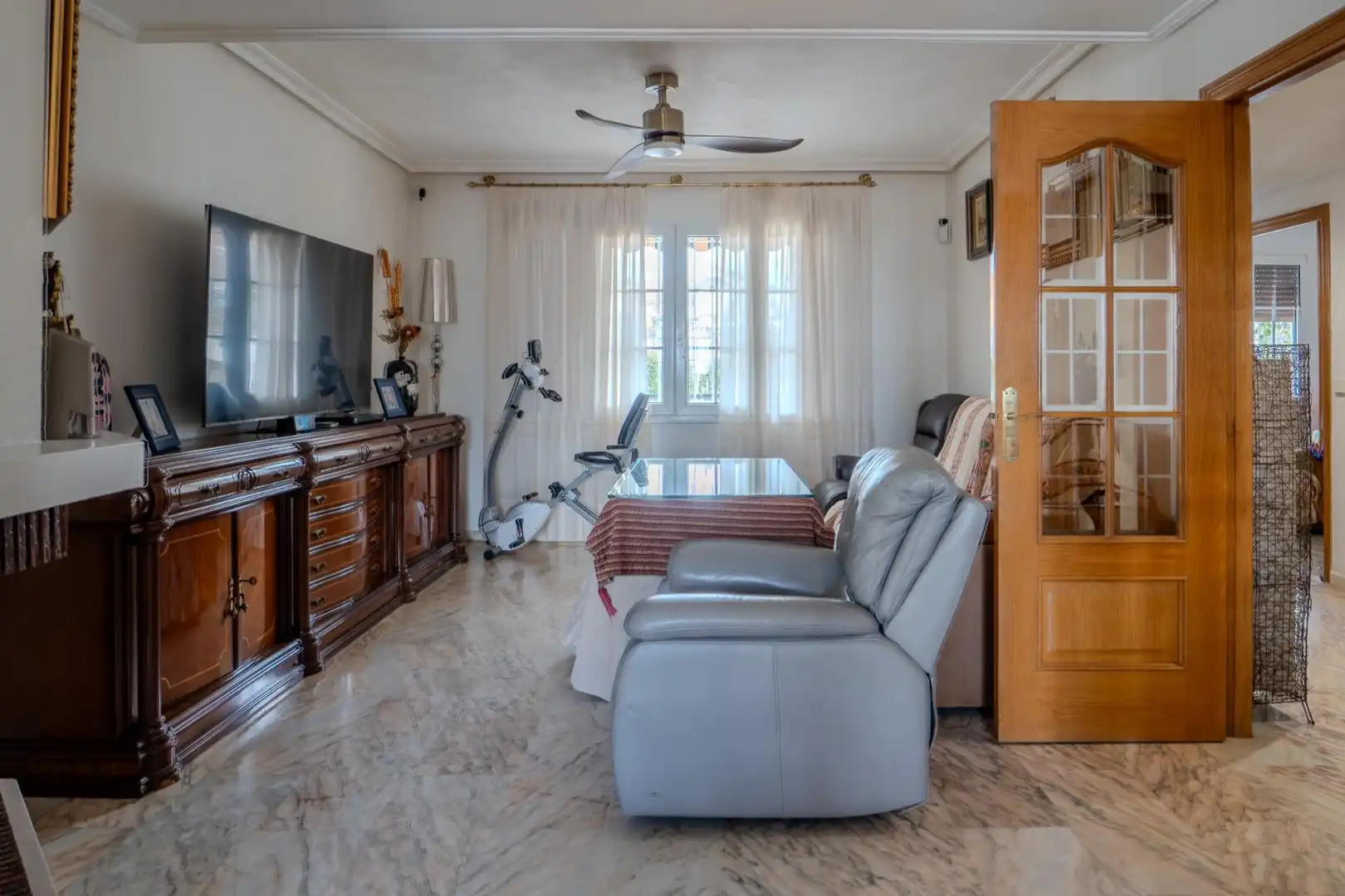Detached homes for sale in Córdoba  with Private garden, Terrace and Storage room