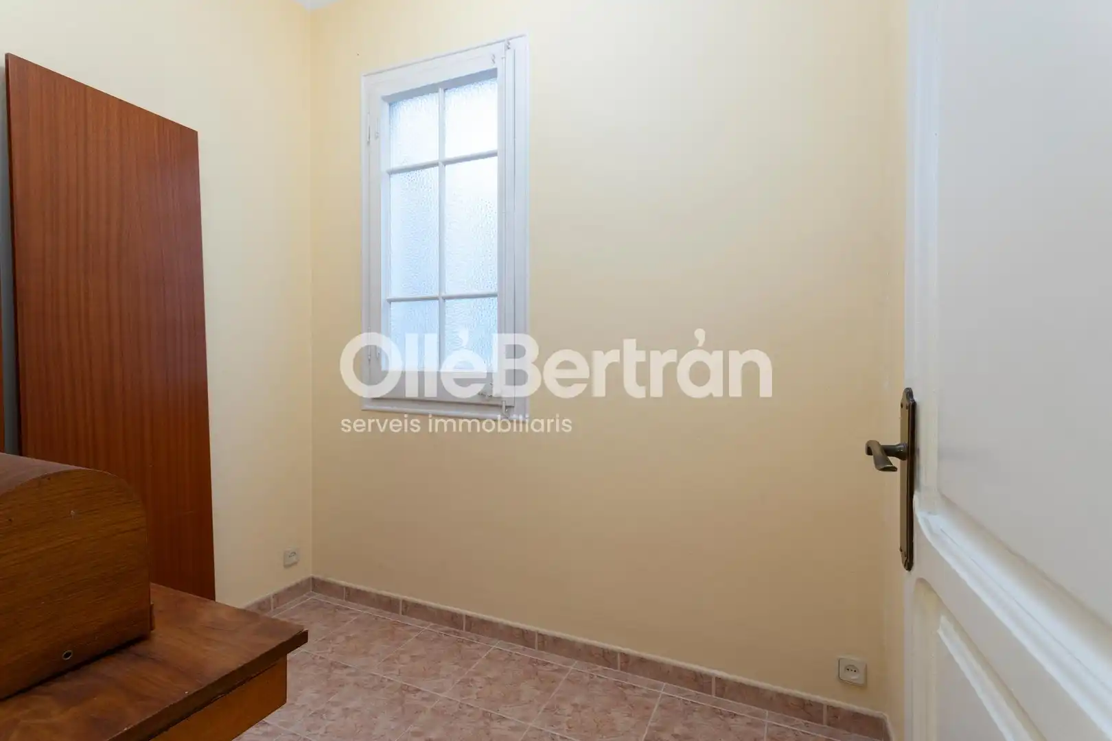 Flat for sale in Barcelona  with Balcony