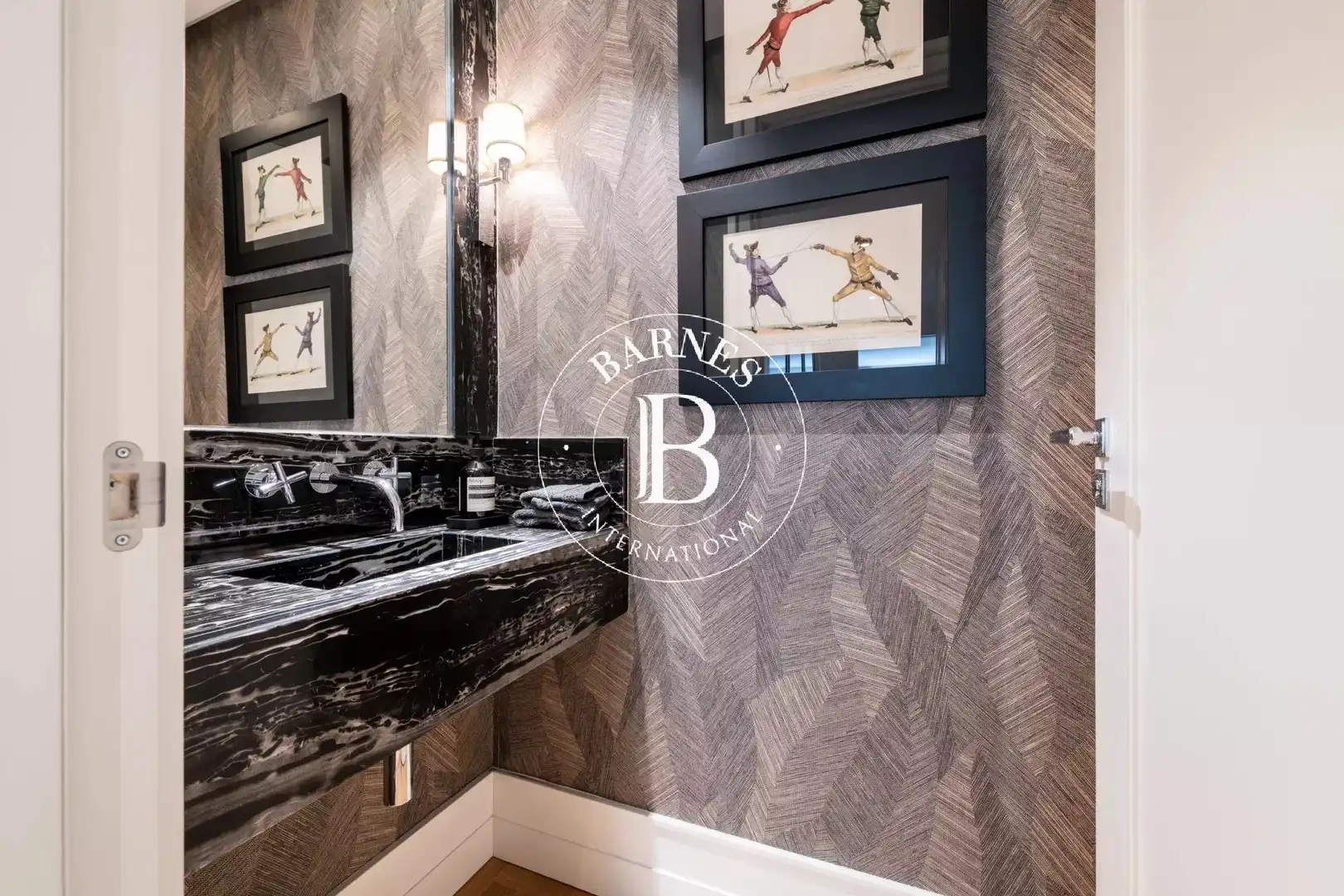 Bathroom of Flat for rent in Madrid  with Air Conditioner, Terrace and Furnished