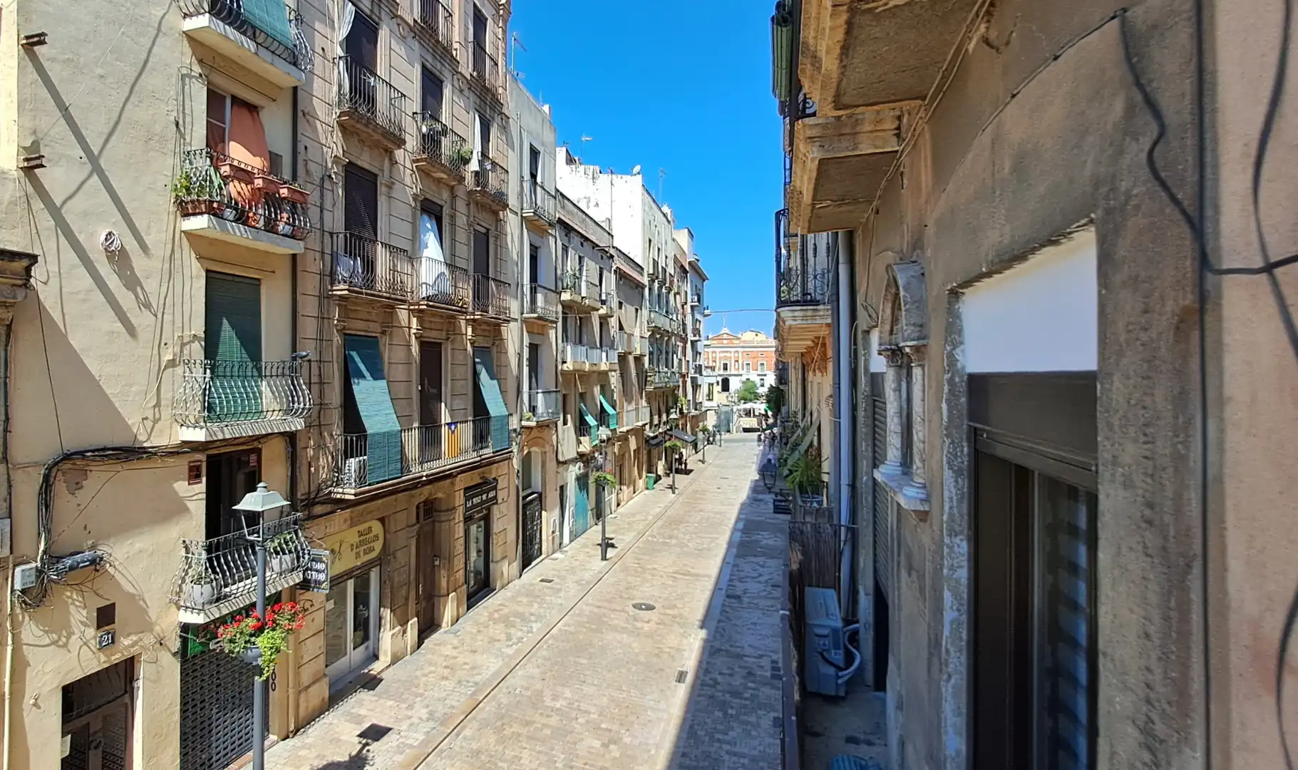 Vista exterior de Pis en venda en Tarragona amb Forn i Balcó