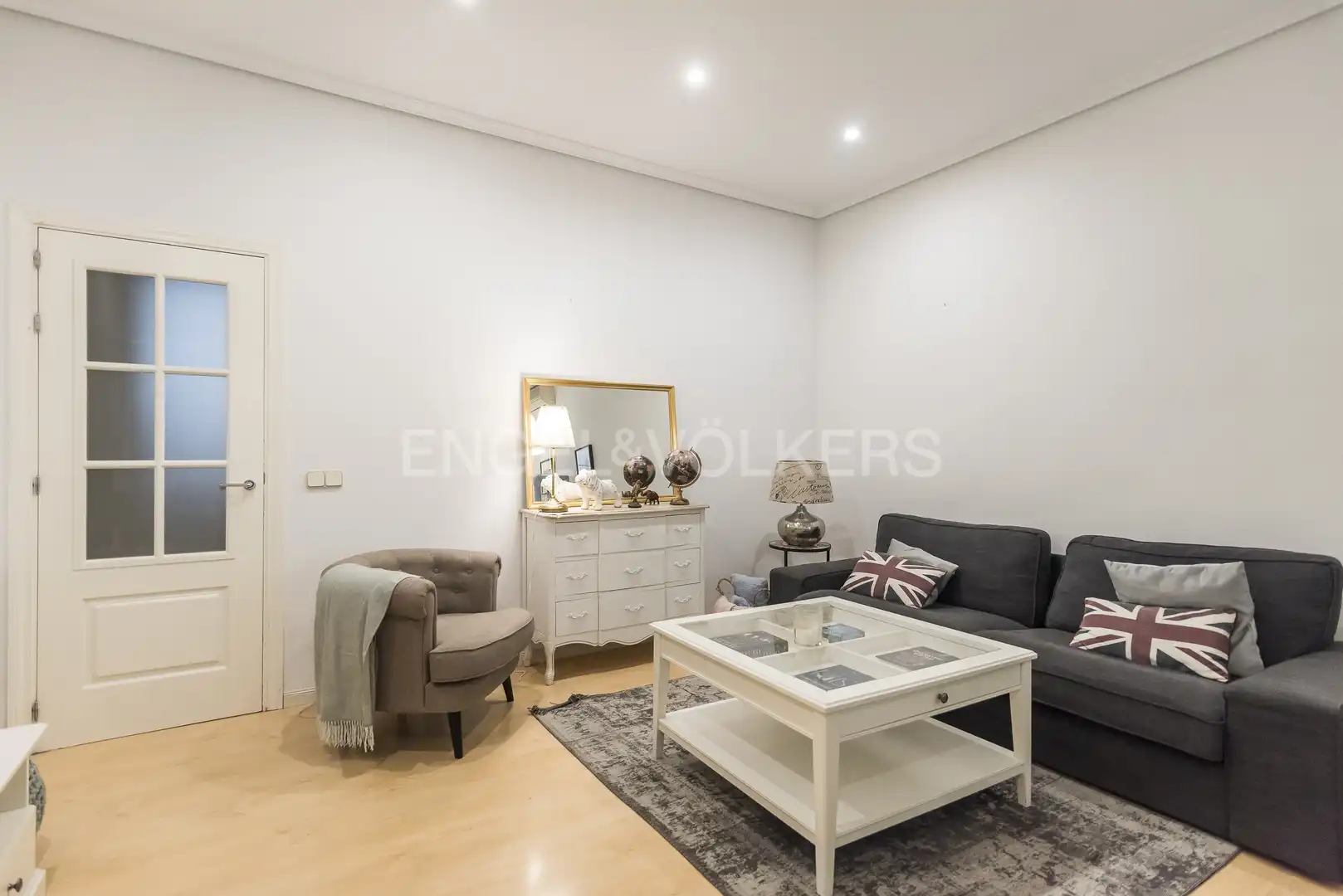 Wohnzimmer von Wohnung zum Verkauf in Madrid mit Klimaanlage und Heizung