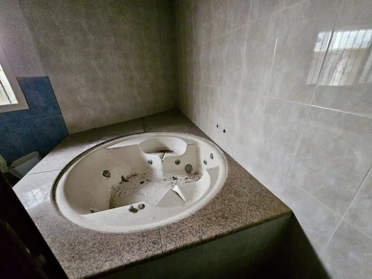 Badezimmer von Gebäude zum Verkauf in Tordera