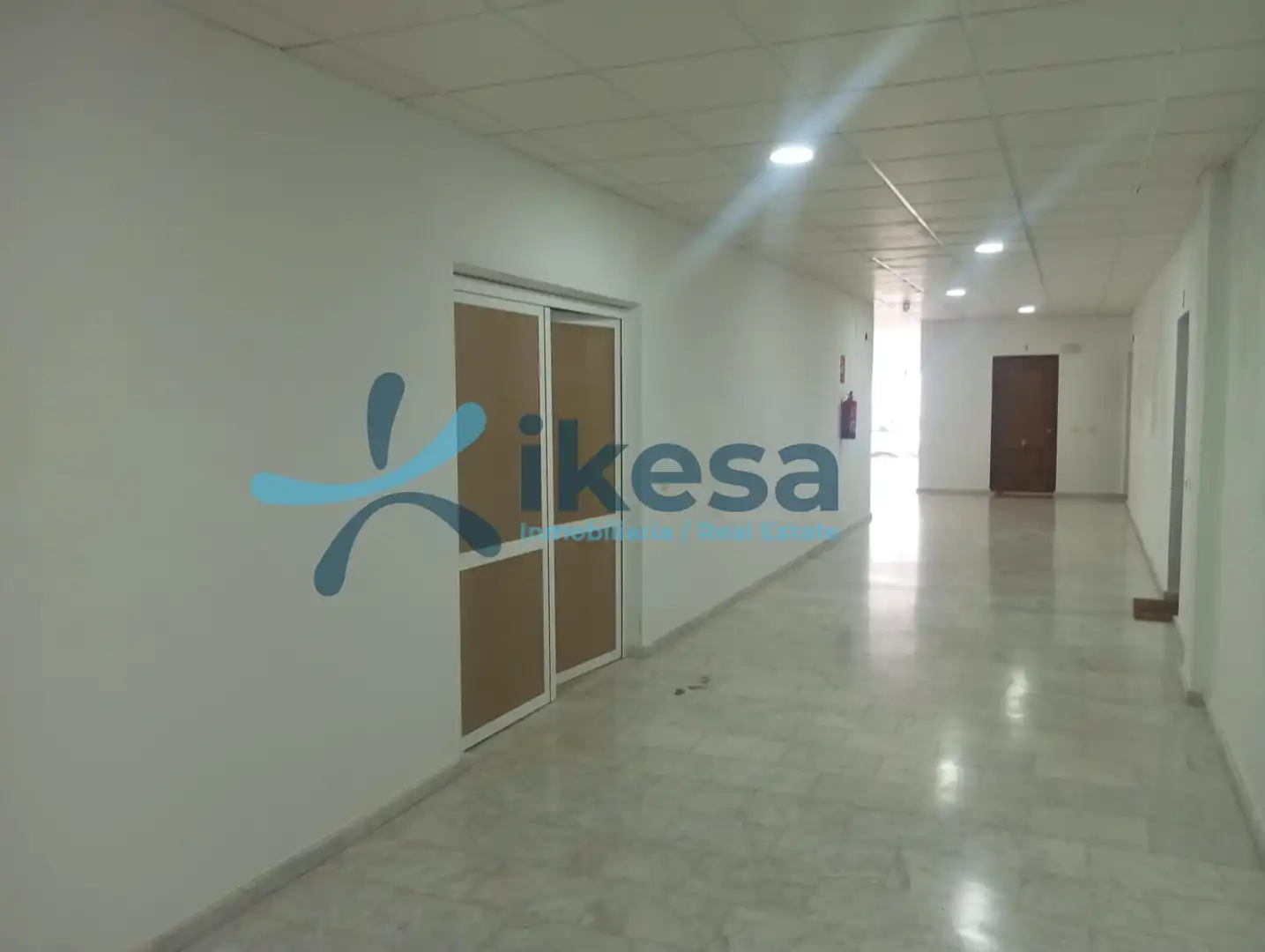 Oficina en venda a Monesterio