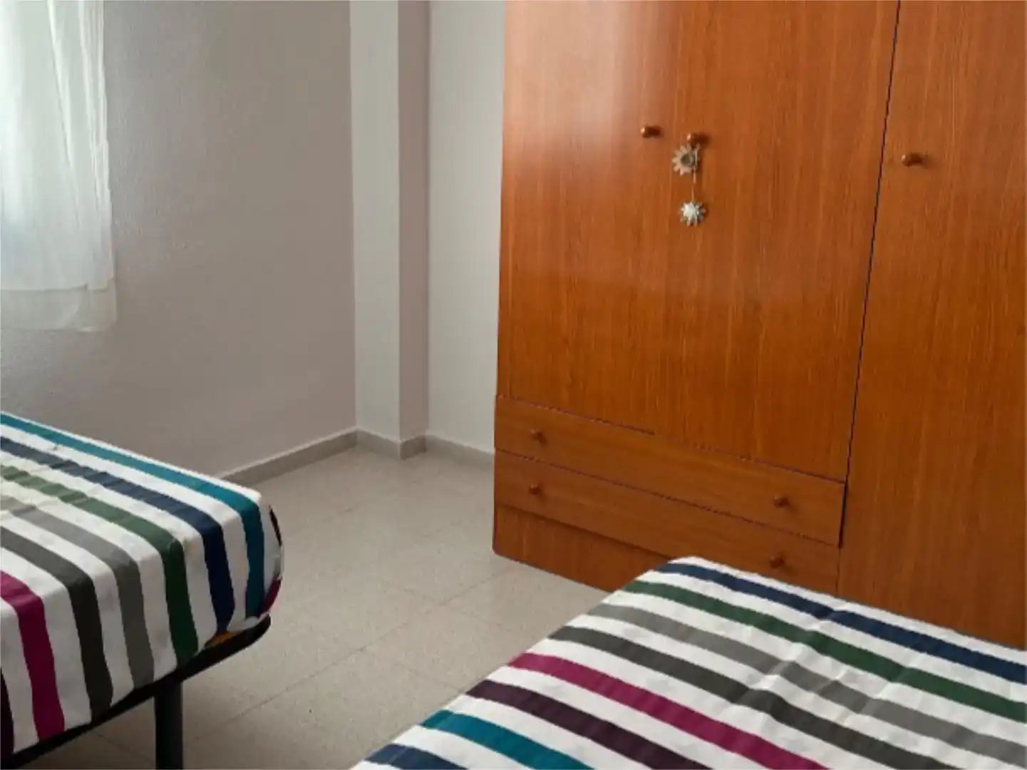Dormitori de Casa adosada per a compartir en Mérida amb Aire condicionat i Moblat