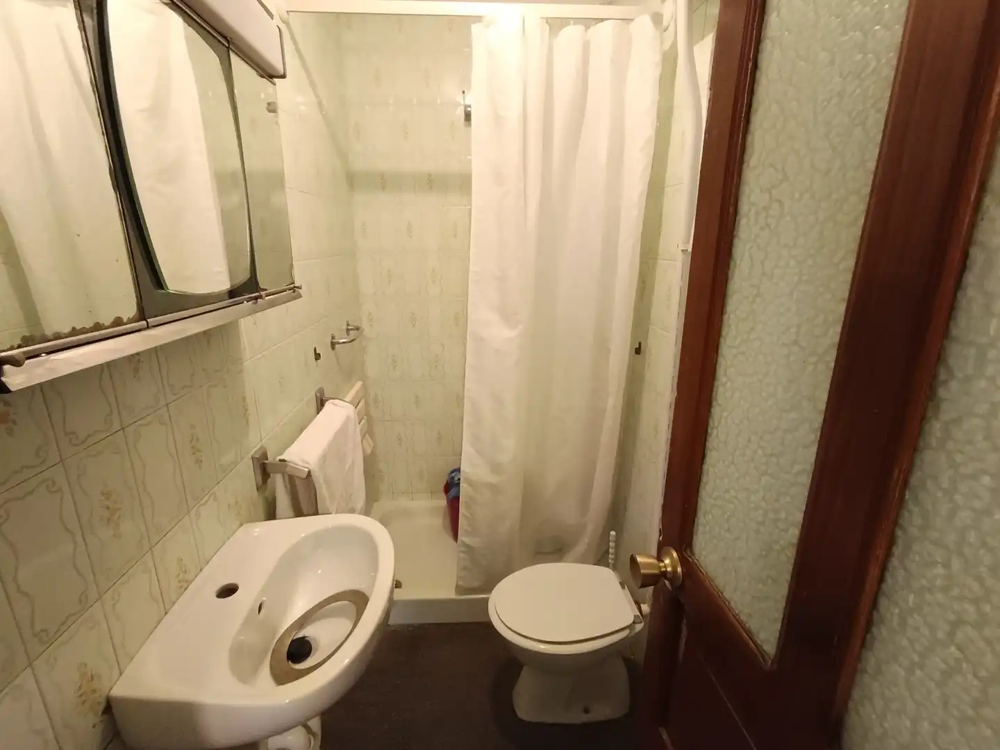 Badezimmer von Wohnung zum Verkauf in Amurrio mit Privatgarten und Möbliert