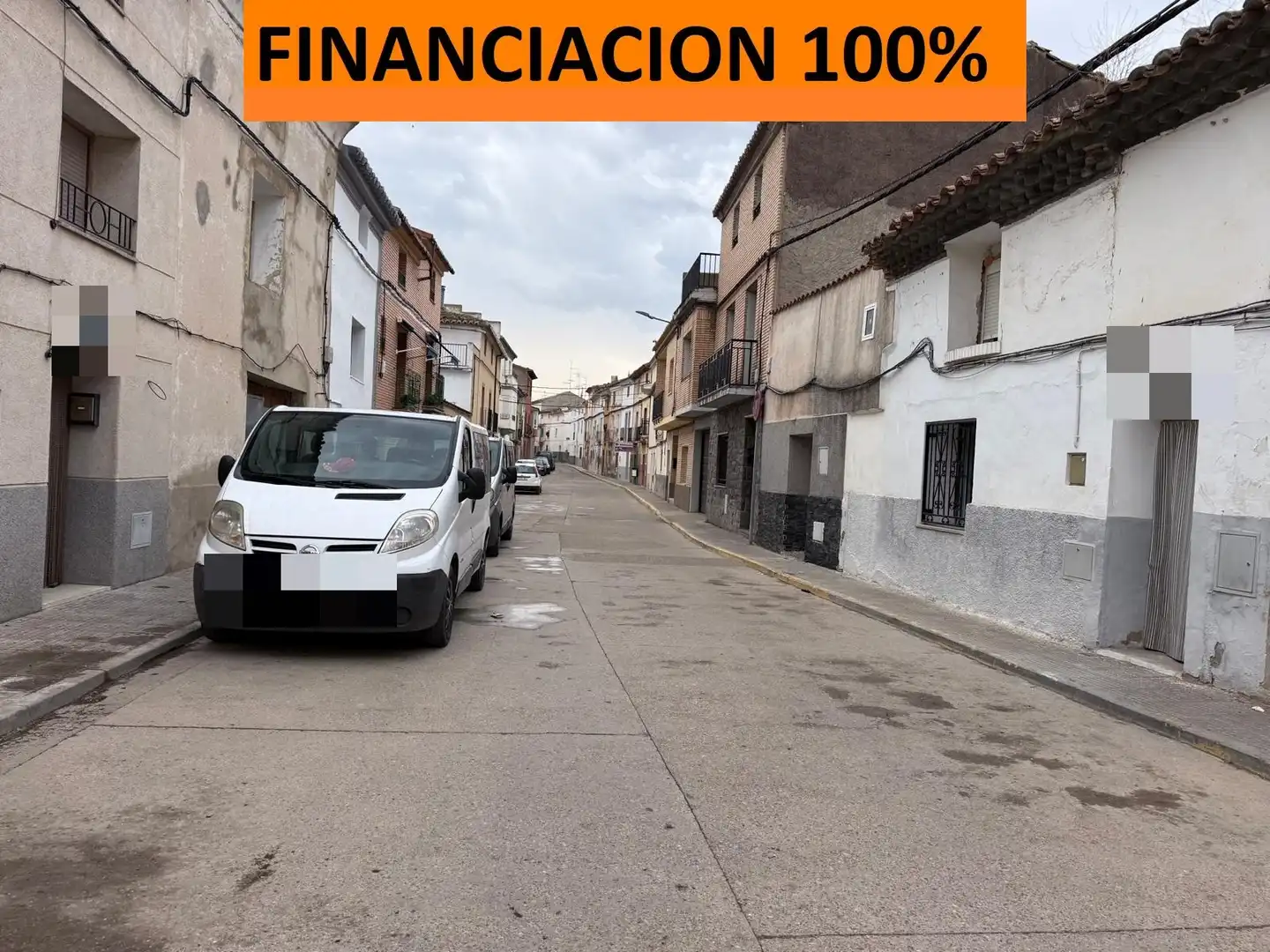 Houses for sale in Calle Muntadas, Lumpiaque
