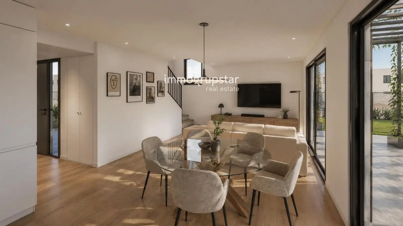 Wohnzimmer von Einfamilien-Reihenhaus zum Verkauf in Calonge i Sant Antoni mit Klimaanlage, Heizung und Schwimmbad