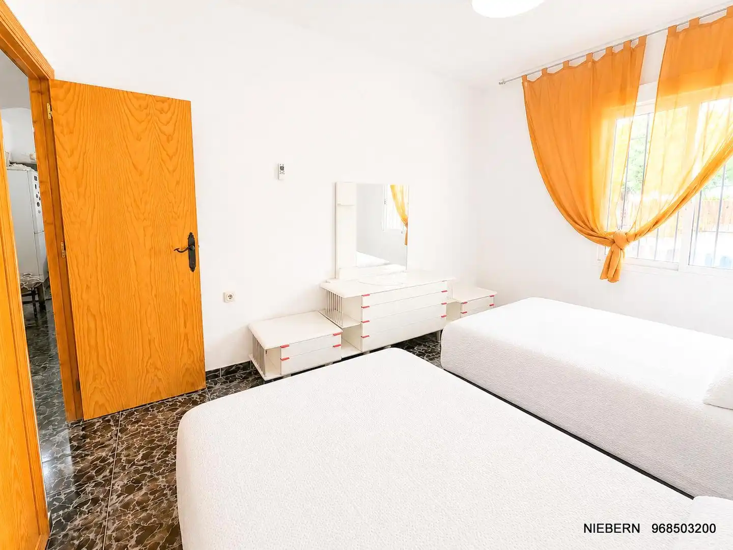 Dormitori de Casa o xalet en venda en Cartagena amb Aire condicionat, Jardí privat i Terrassa