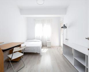 Apartment to share in Camino de Ronda