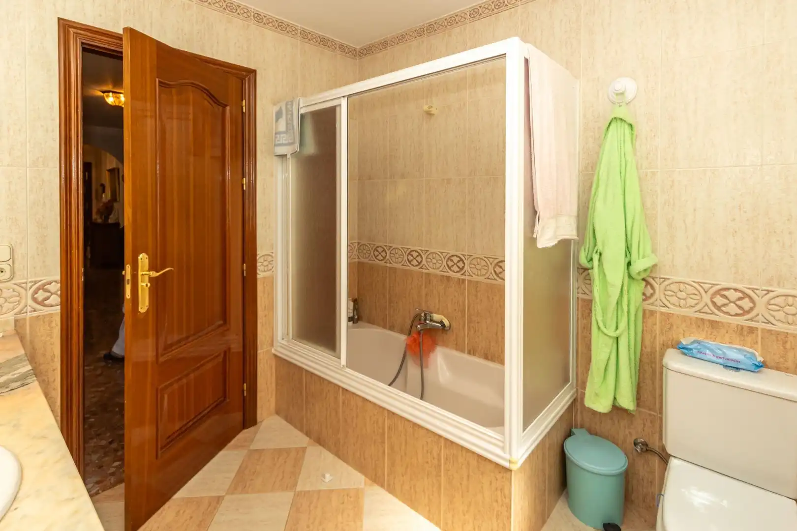 Bathroom of Houses for sale in Aldeire  with Air Conditioner, Heating and Balcony