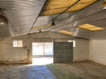 Nave industrial in vendita a Calle Vint-i-Set 16 16