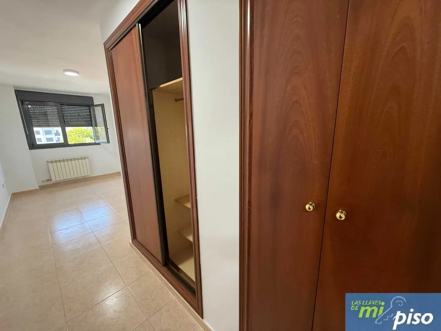 Piso en venta en Santovenia de Pisuerga con Calefacción, Terraza y Trastero