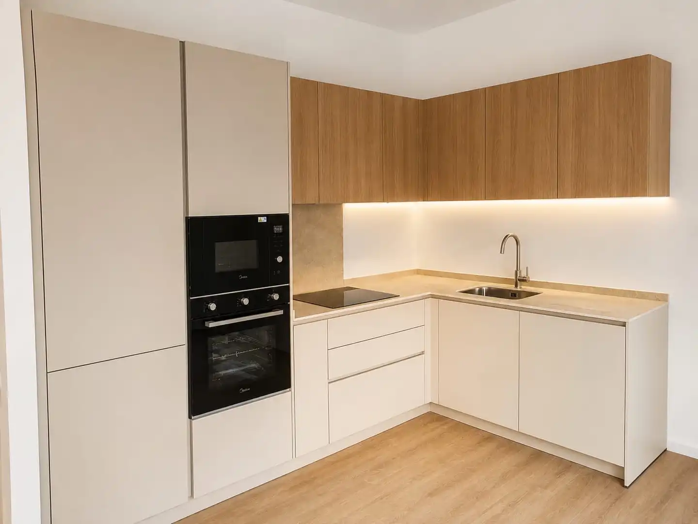 Kitchen of Ground floor for sale in Sabadell  with Air Conditioner, Heating and Private garden