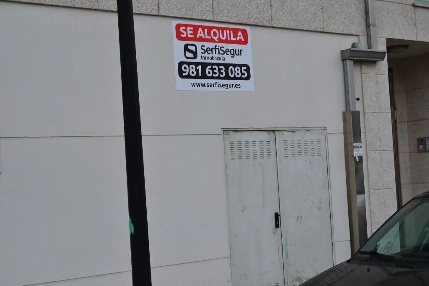 Local comercial en alquiler en Rúa dos Baños 20