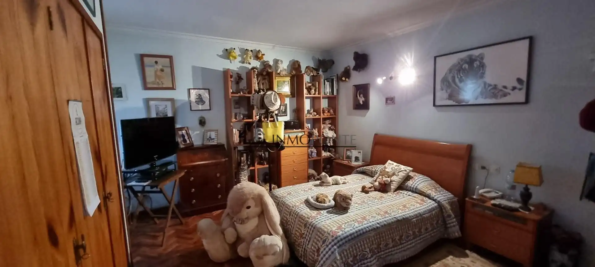 Dormitori de Casa o xalet en venda en Pontevedra Capital  amb Calefacció, Jardí privat i Terrassa