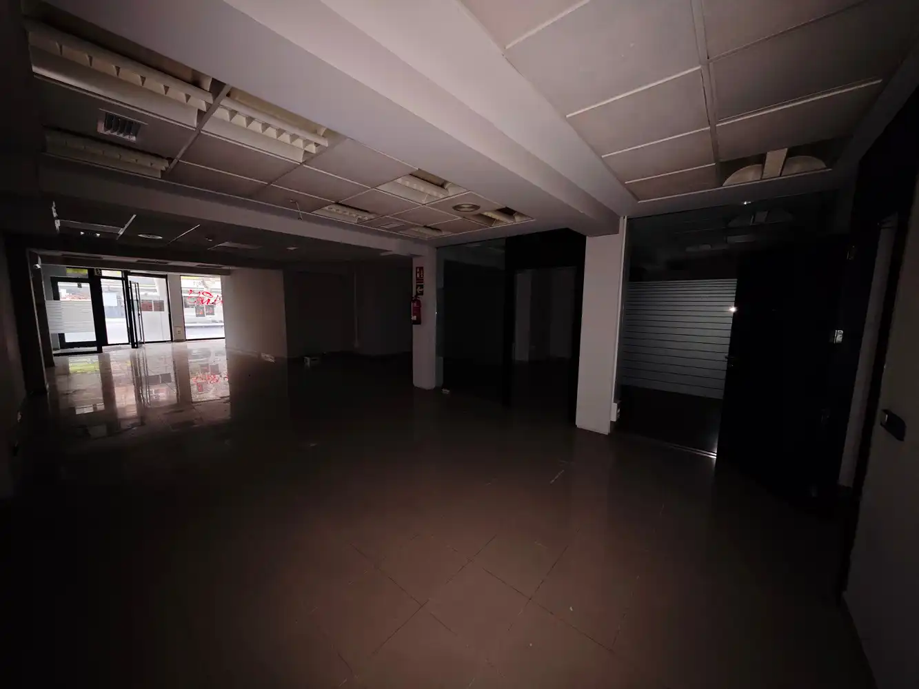 Local en venta en Alicante / Alacant con Aire acondicionado