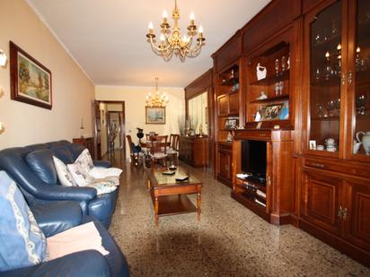 Living room of Flat for sale in Badalona  with Air Conditioner, Terrace and Balcony