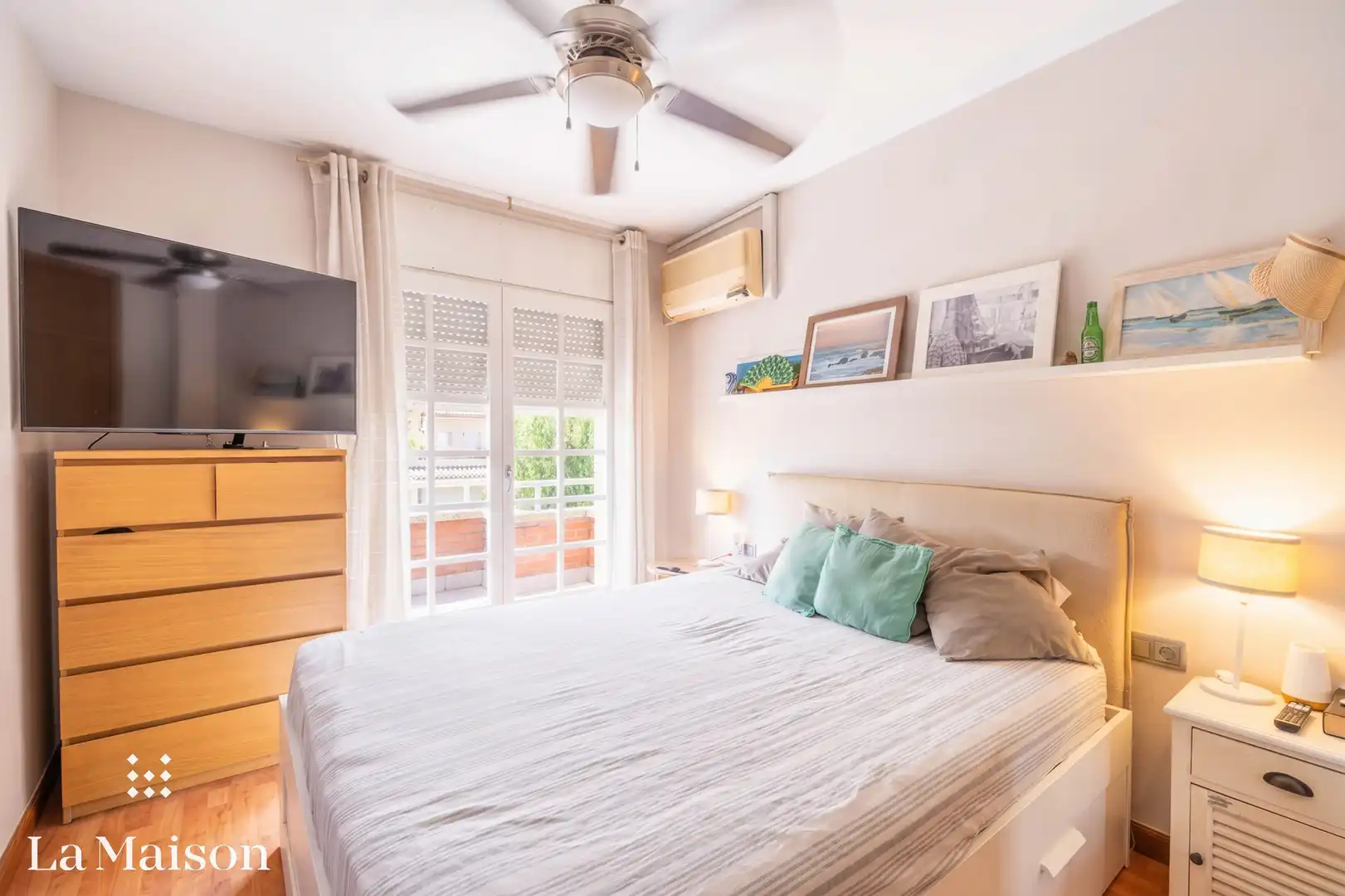 Habitación de Casa o chalet en venta en Premià de Mar con Calefacción, Jardín privado y Parquet