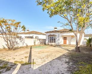 Exterior view of House or chalet for sale in Chiclana de la Frontera