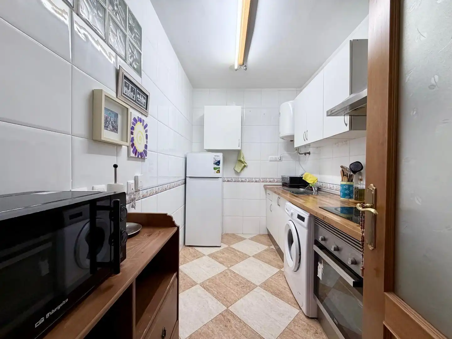 Kitchen of Study for rent in Roquetas de Mar  with Air Conditioner, Furnished and Balcony