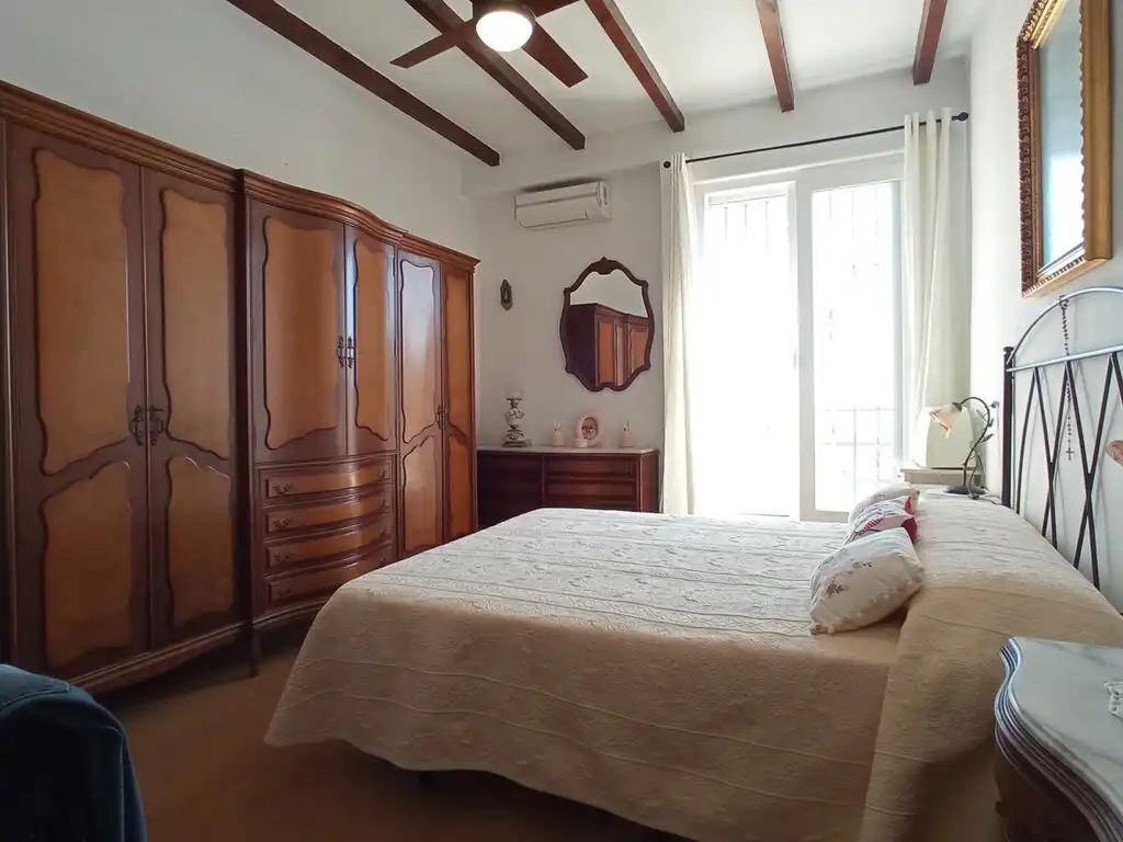 Dormitori de Casa o xalet en venda en Vélez-Málaga amb Aire condicionat, Terrassa i Piscina