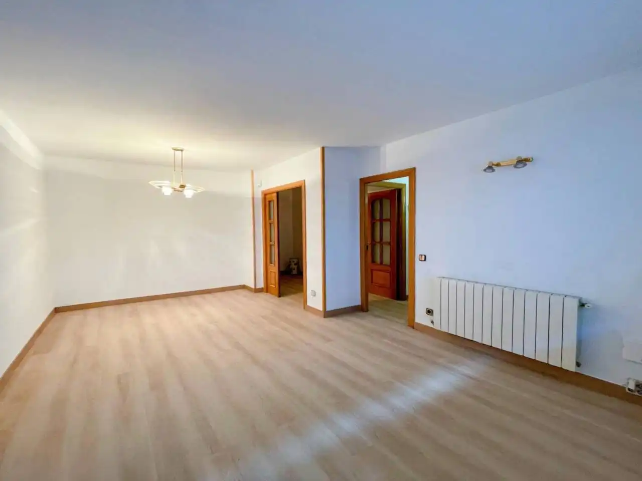 Piso en venta en Cerdanyola del Vallès con Calefacción, Parquet y Balcón