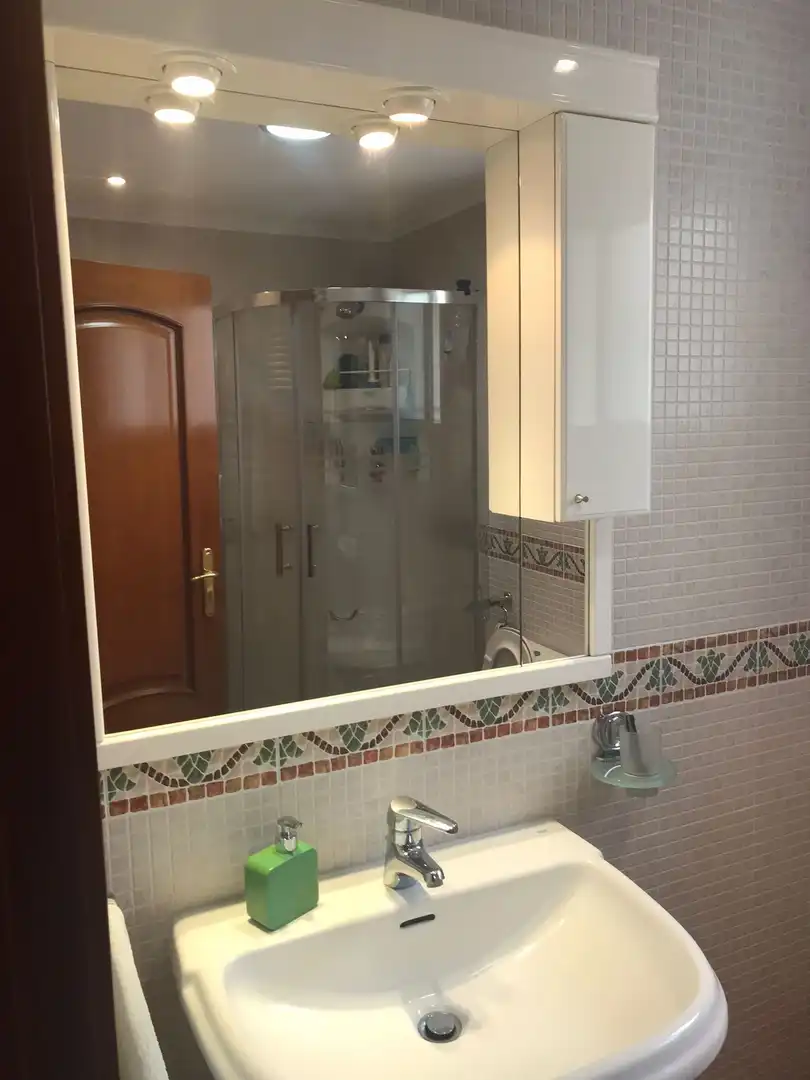 Badezimmer von Wohnung zum Verkauf in Sueca mit Ofen